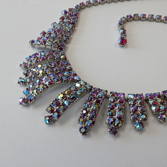 VTG STUNNING RED/MAGENTA AB CRYSTAL SILVER TONE ADJUSTABLE LENGTH NECKLACE - Picture 11 of 16